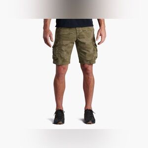Kuhl Mens Ambush Cargo Shorts Green Camo - Size 38